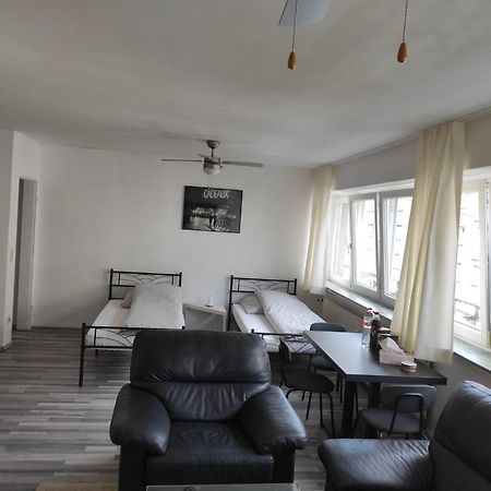 Ferienwohnung Im Zentrum Von Oberhausen Inklusive Wlan ภายนอก รูปภาพ