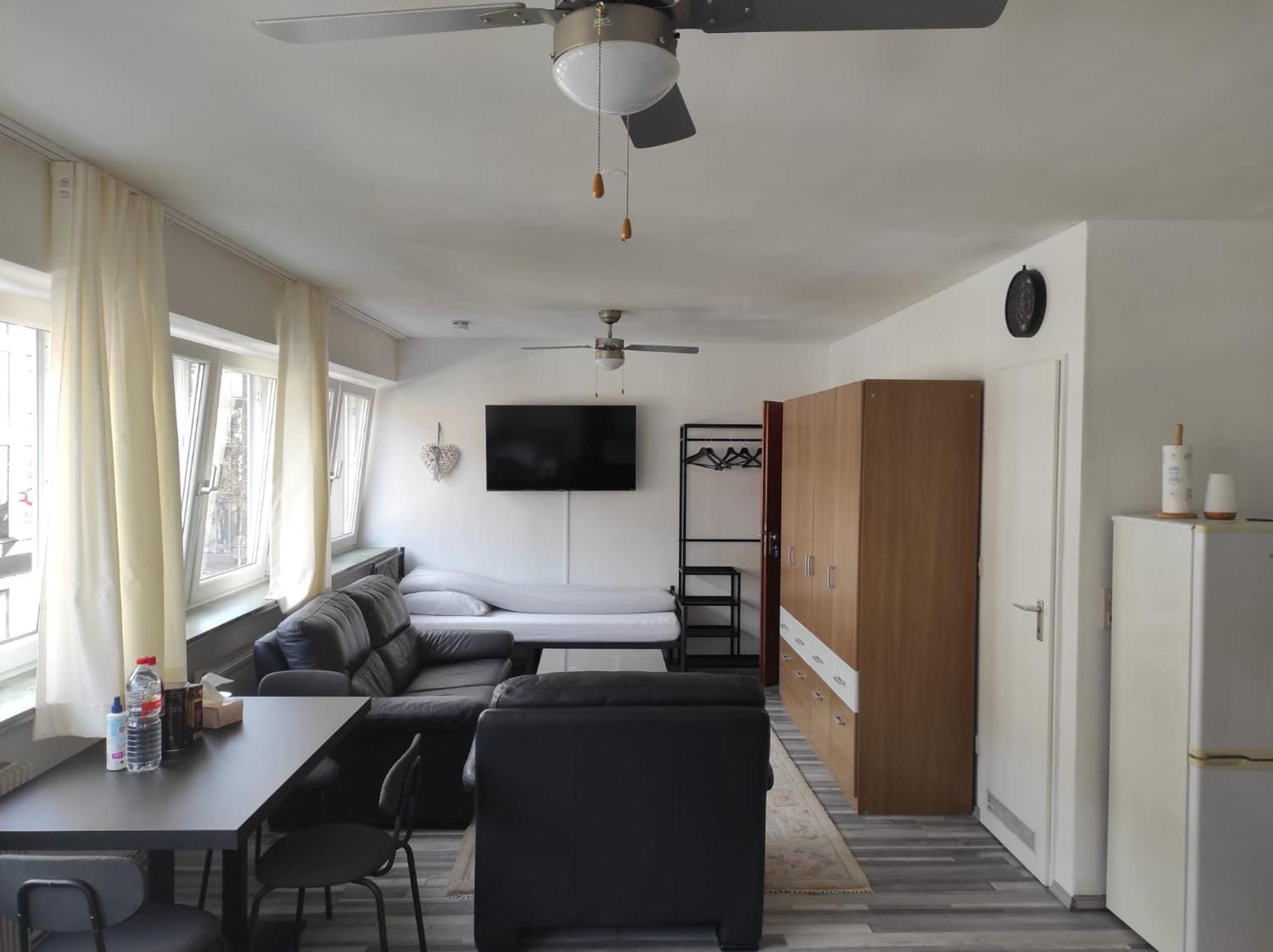 Ferienwohnung Im Zentrum Von Oberhausen Inklusive Wlan ภายนอก รูปภาพ
