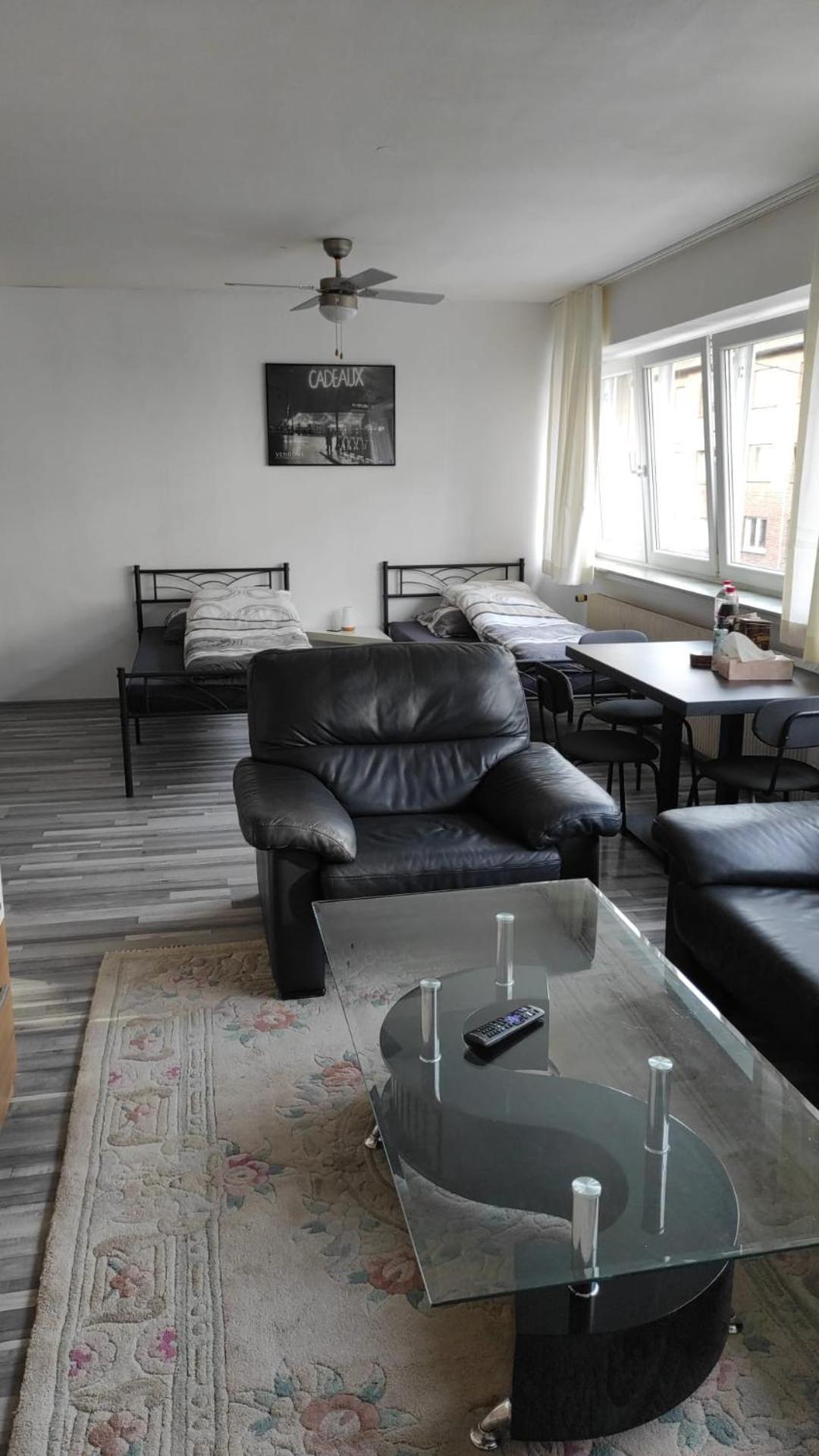 Ferienwohnung Im Zentrum Von Oberhausen Inklusive Wlan ภายนอก รูปภาพ